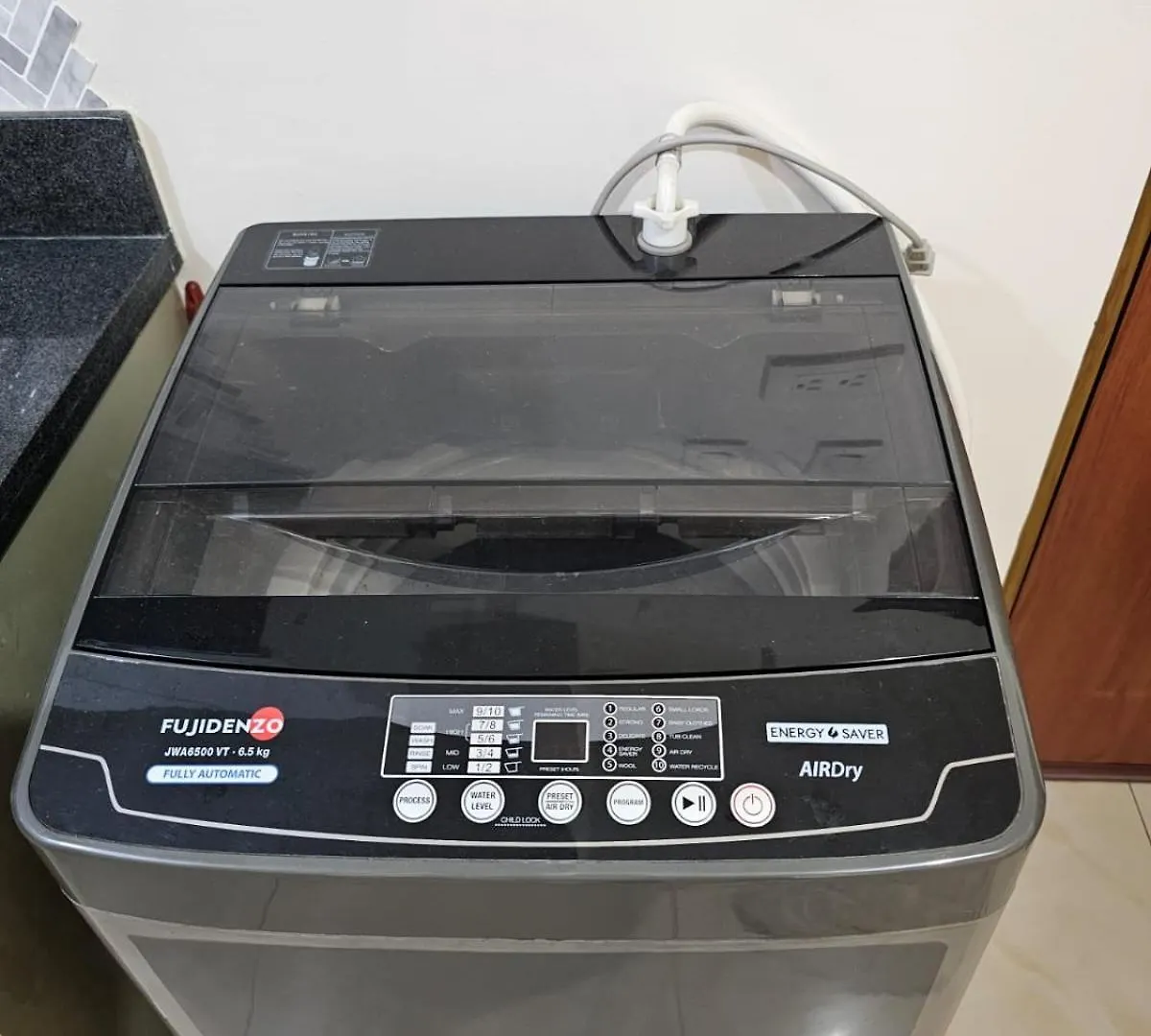 Apartment Huge 1Br Spacious Balcony Manila